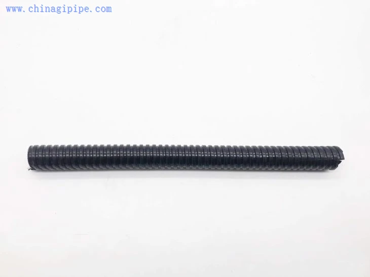 Conduit flexible revêtu d'acier PVC